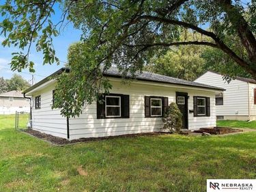 3924 Kansas Avenue, Omaha, NE 68111