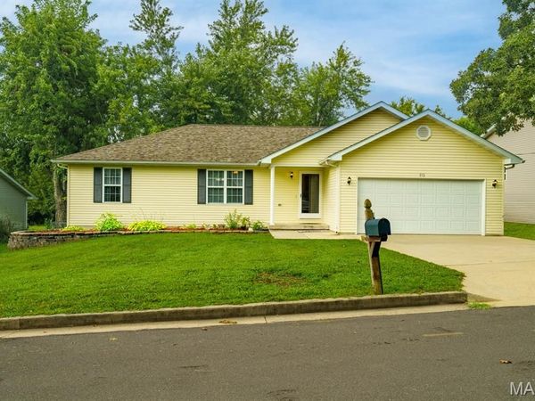 573 Maplewood Drive , Rolla, MO 65401