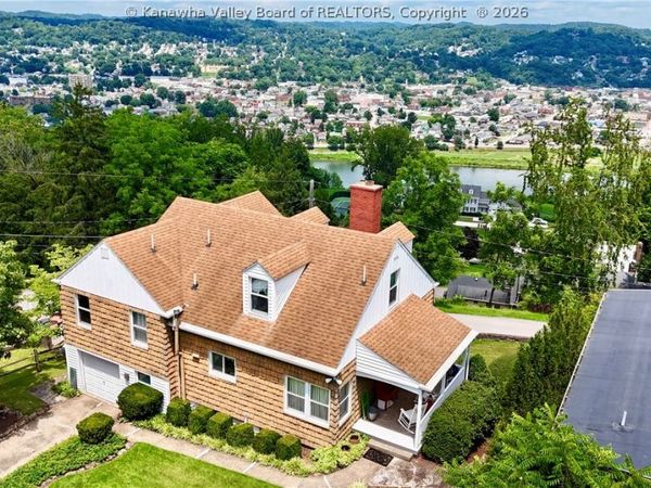 319 Mount View Drive, Charleston, WV 25314