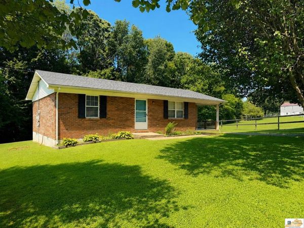 75 Royal Oaks Drive , Columbia, KY 42728