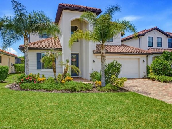 1577 Vizcaya LN , NAPLES, FL 34113