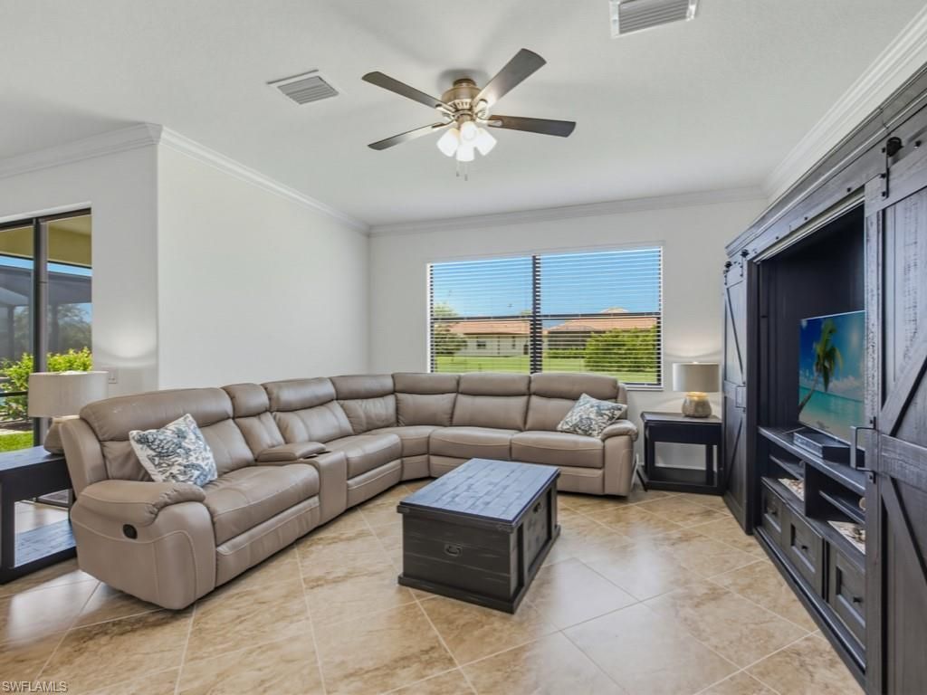 1577 Vizcaya Ln , Naples, FL 34113 Photo