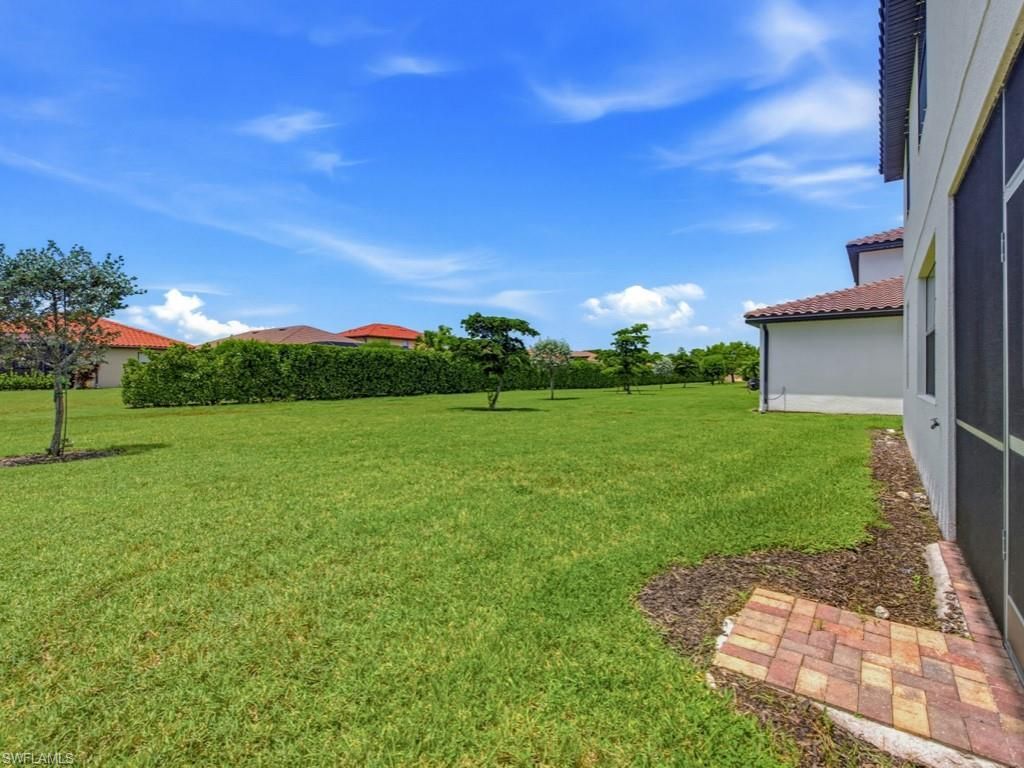 1577 Vizcaya Ln , Naples, FL 34113 Photo