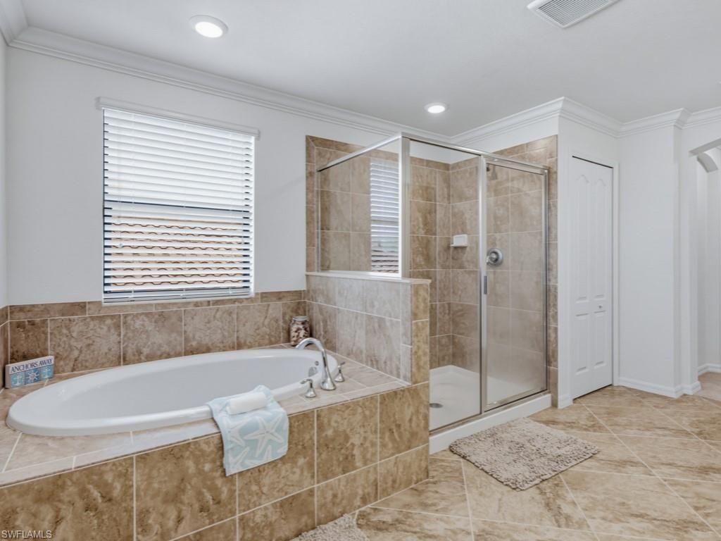 1577 Vizcaya Ln , Naples, FL 34113 Photo