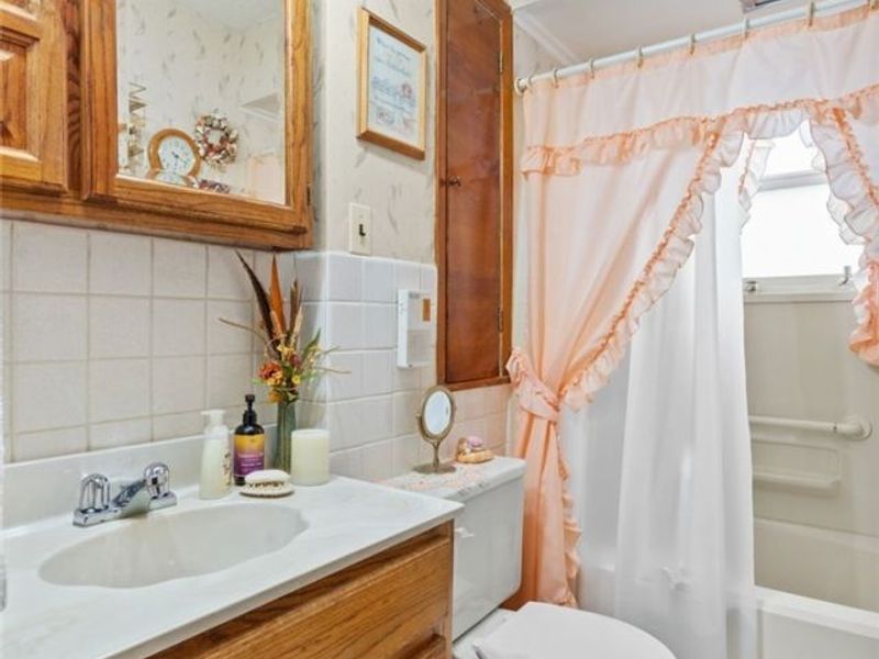 3600 W 128th Street , Cleveland, OH 44111 Photo 21