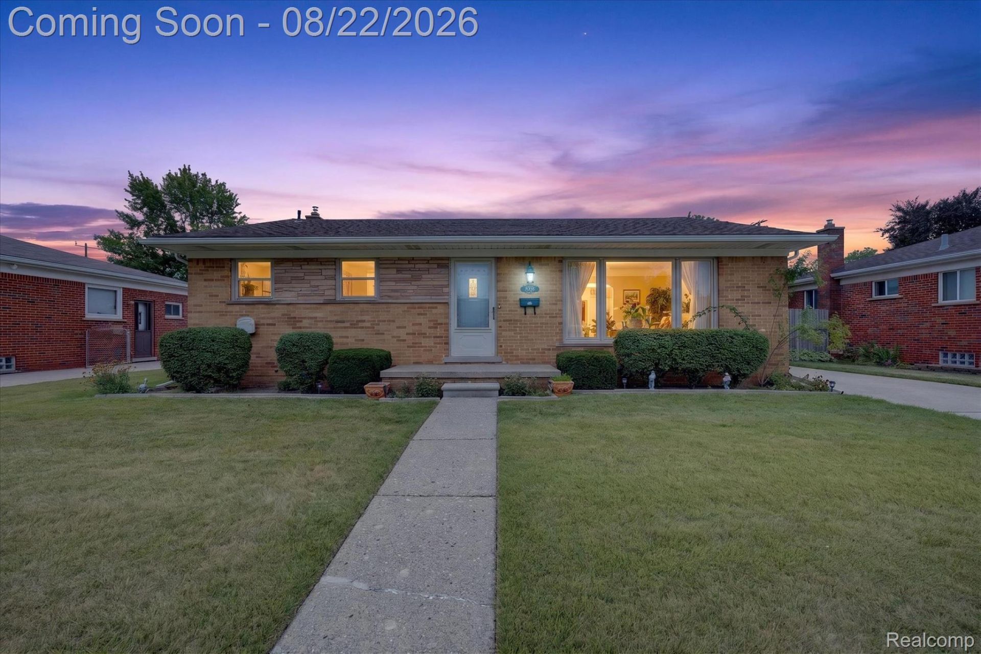 8966 Shannon Drive, Sterling Heights, Mi 48314 Main Photo