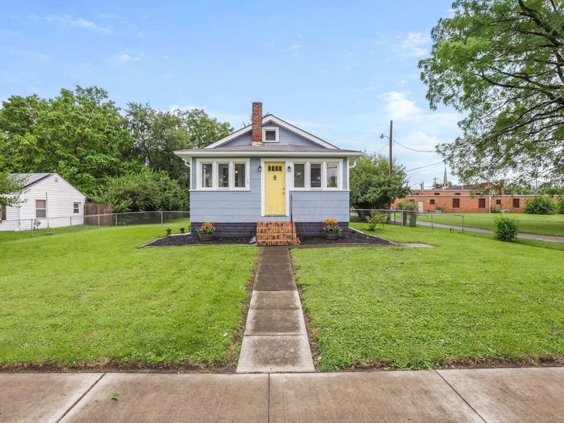 2908 Fairwood Avenue , Columbus, OH 43207 Photo 2