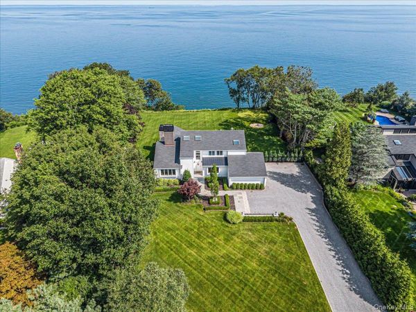 37 Soundview Drive , Shoreham, NY 11786