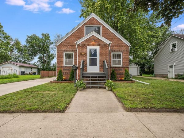 811 South Avenue, North Mankato, MN 56003