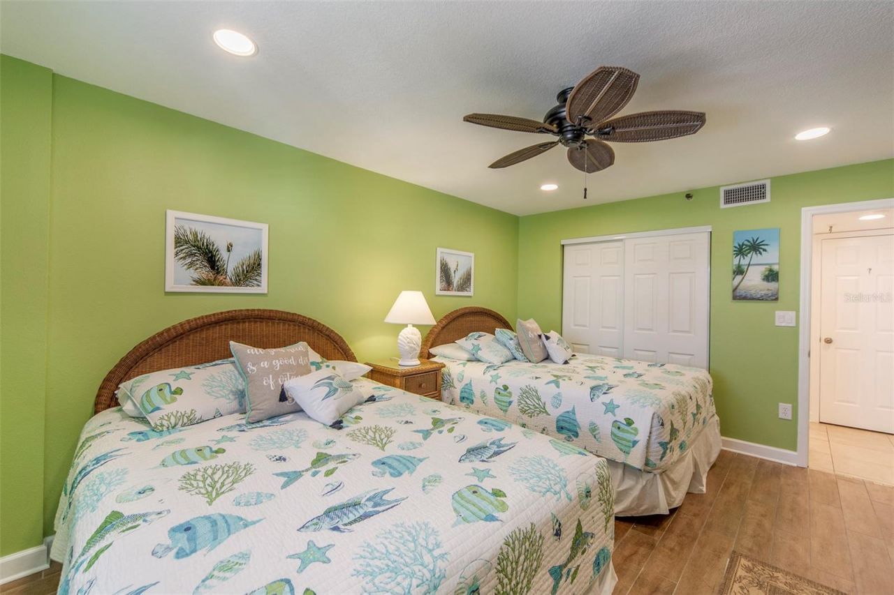 12901 Gulf Lane , Unit 503, Madeira Beach, FL 33708 Photo