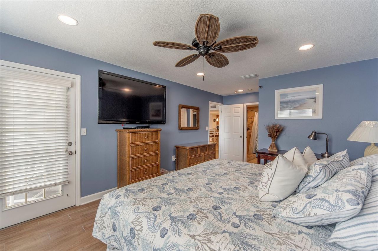 12901 Gulf Lane , Unit 503, Madeira Beach, FL 33708 Photo