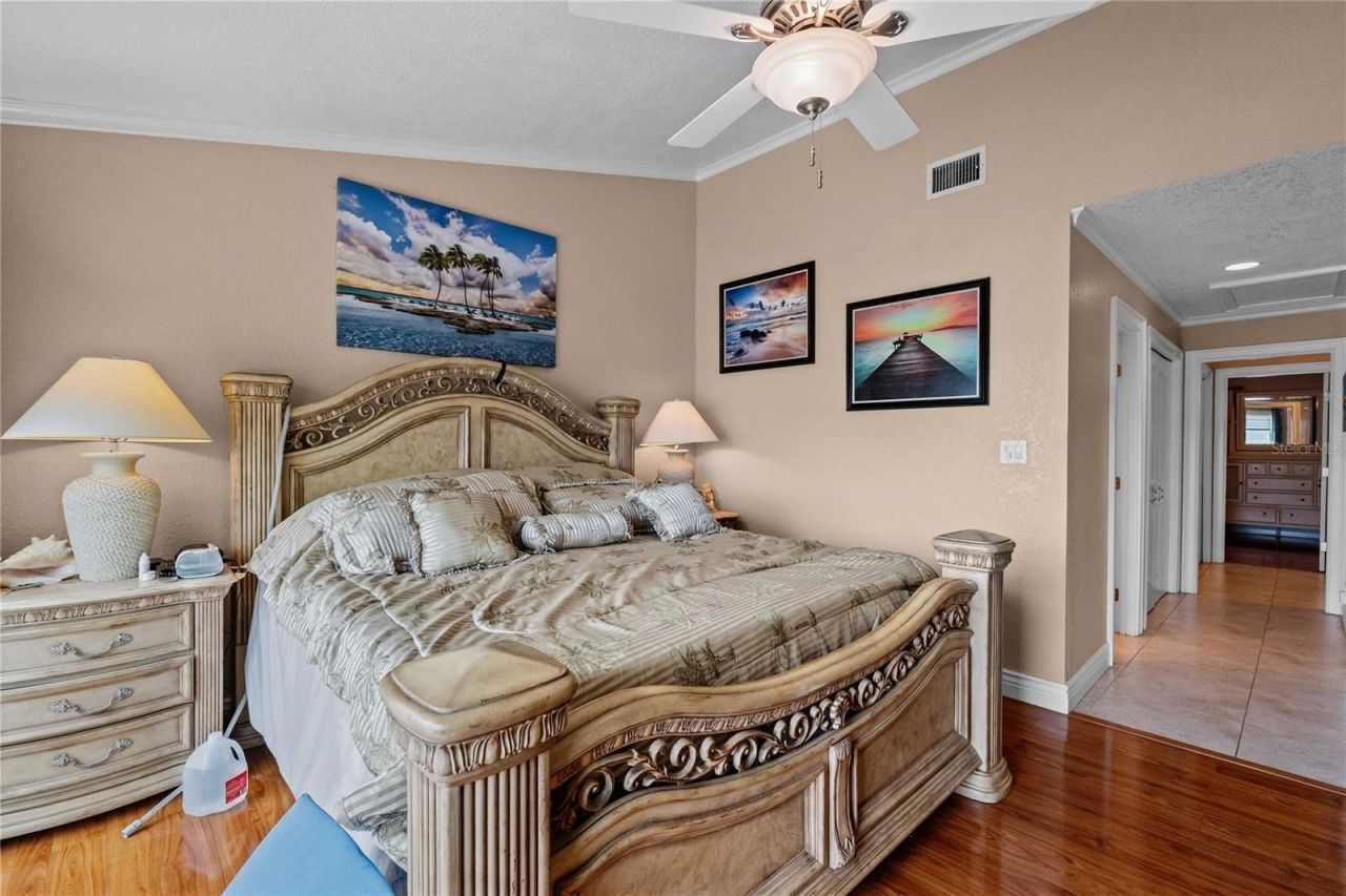 19651 Gulf Boulevard, Unit B2, Indian Shores, FL 33785 Photo