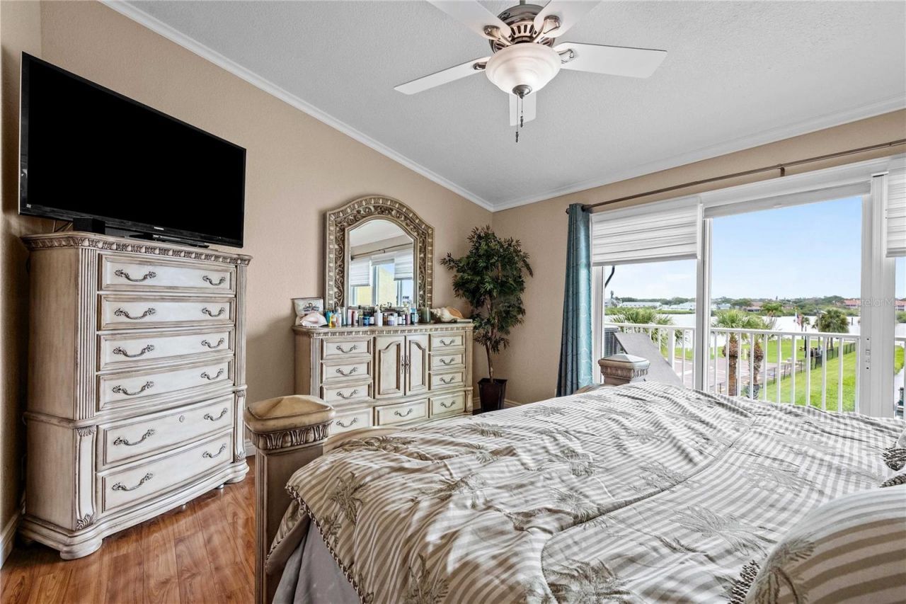 19651 Gulf Boulevard, Unit B2, Indian Shores, FL 33785 Photo
