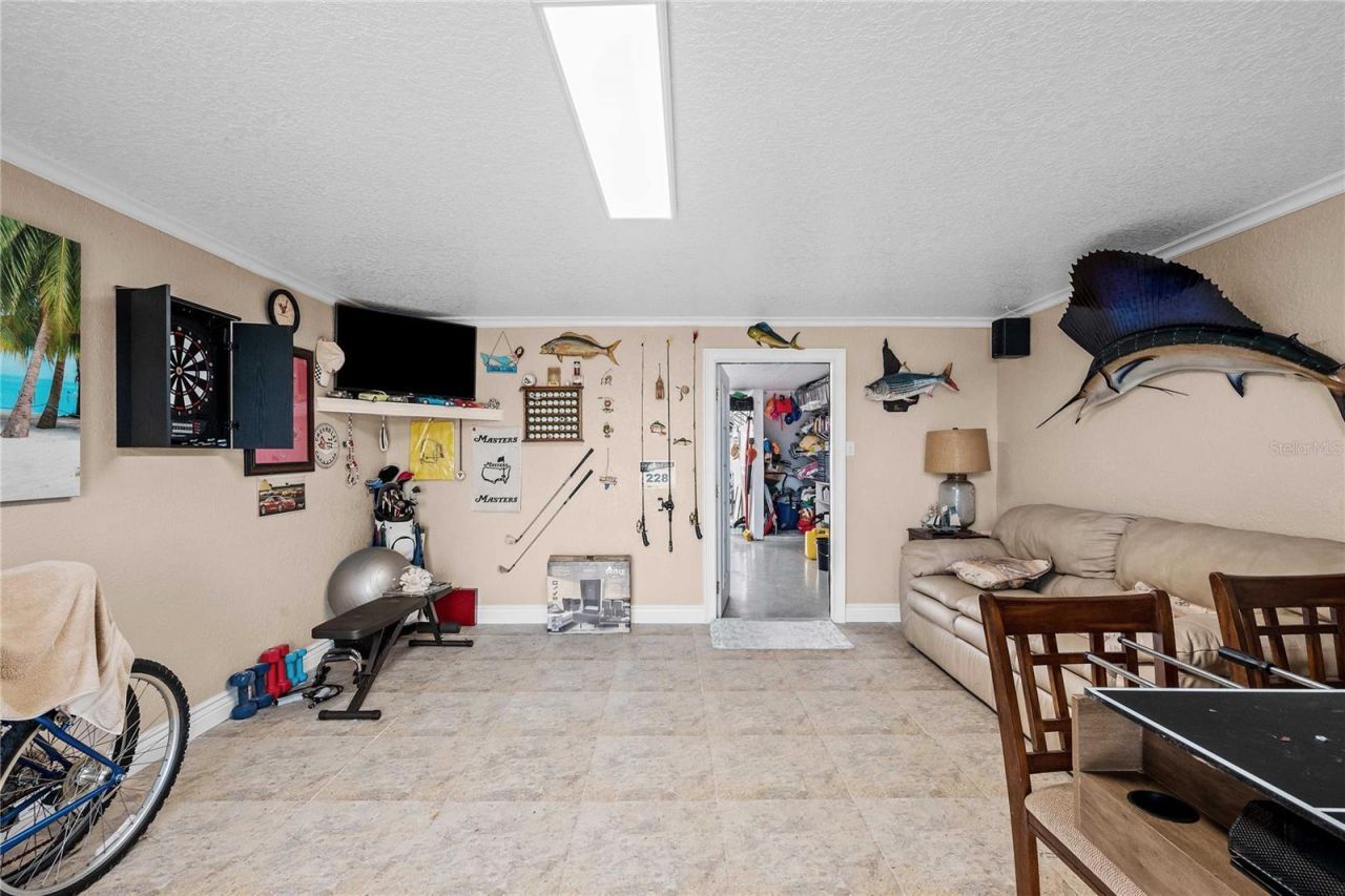 19651 Gulf Boulevard, Unit B2, Indian Shores, FL 33785 Photo