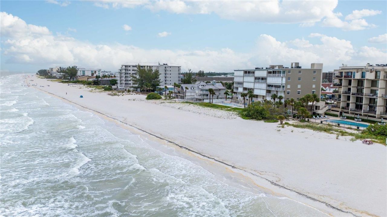 19651 Gulf Boulevard, Unit B2, Indian Shores, FL 33785 Photo