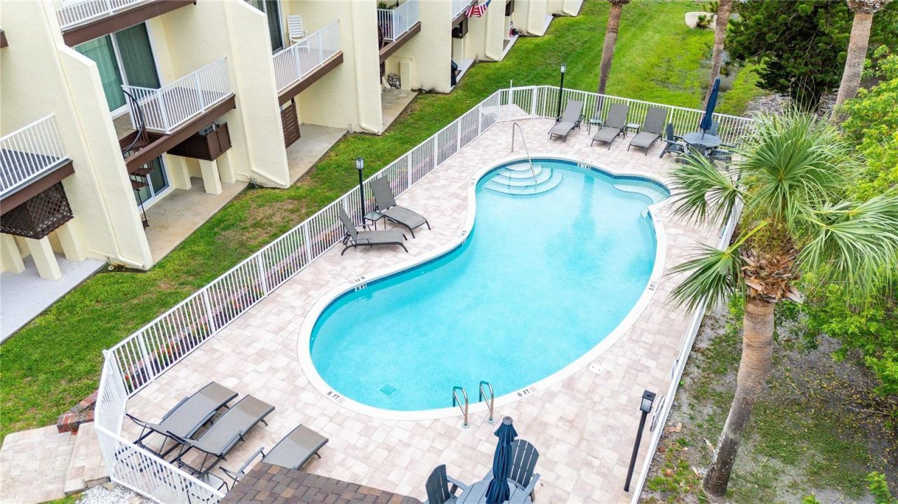 19651 Gulf Boulevard, Unit B2, Indian Shores, FL 33785 Photo