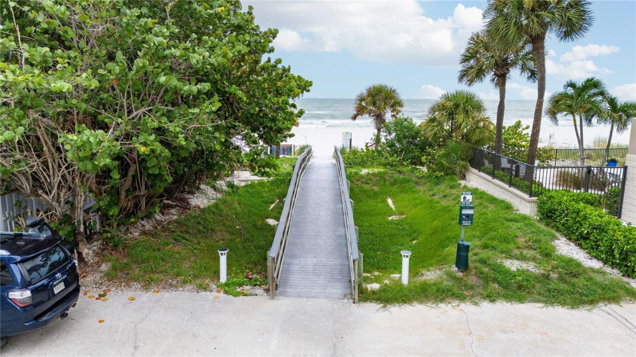 19651 Gulf Boulevard, Unit B2, Indian Shores, FL 33785 Photo