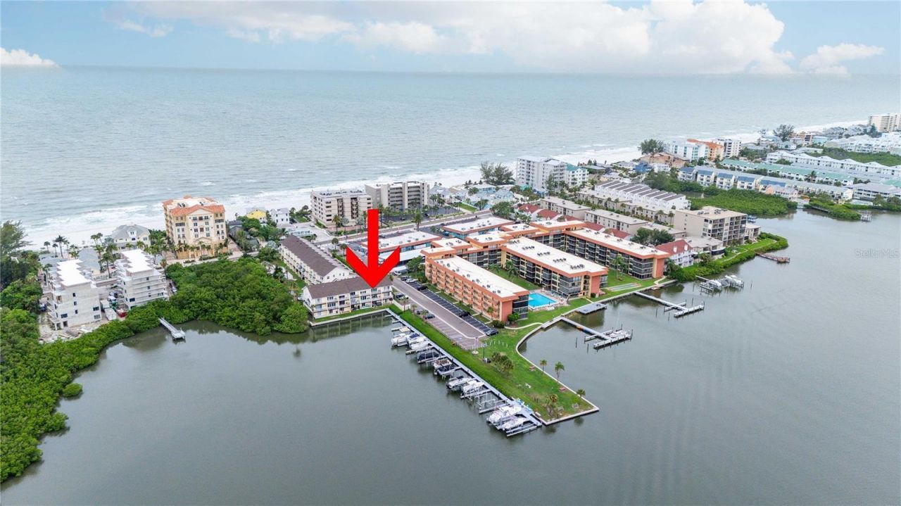 19651 Gulf Boulevard, Unit B2, Indian Shores, FL 33785 Photo