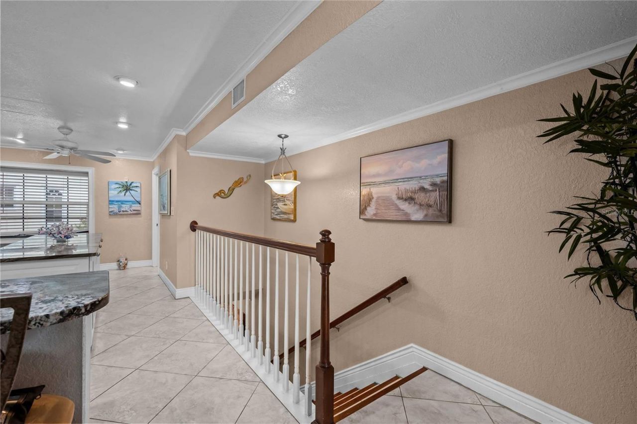 19651 Gulf Boulevard, Unit B2, Indian Shores, FL 33785 Photo