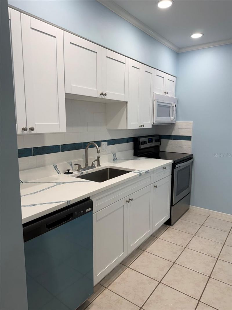 179 Medallion Boulevard, Unit D, Madeira Beach, FL 33708 Photo
