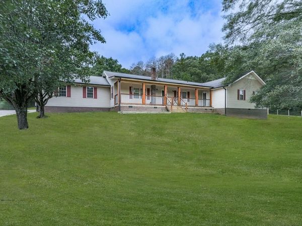 622 Harmony Road SE, Aragon, GA 30104