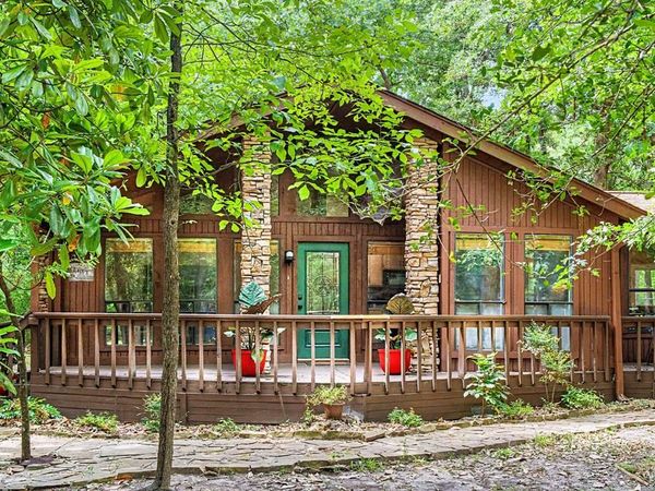 209 Woodfern Glen, Holly Lake Ranch, TX 75765