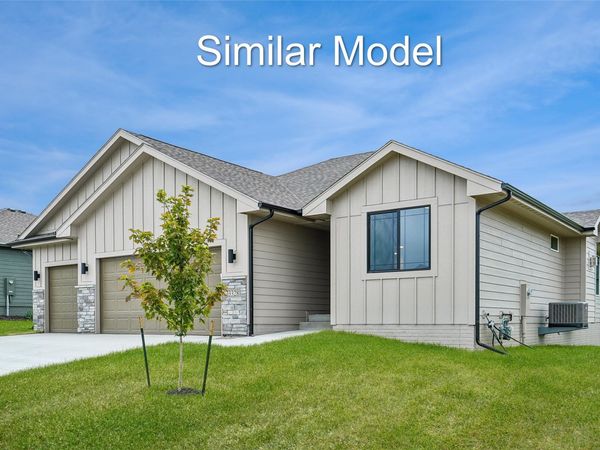 1511 NE Daybreak Avenue, Polk City, IA 50226