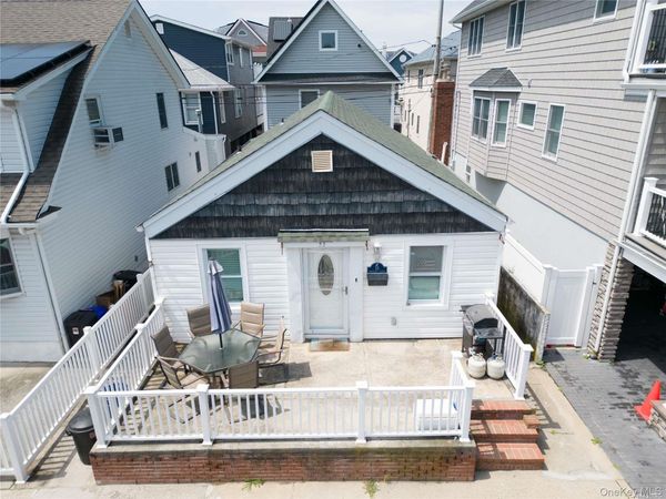 33 Minnesota Avenue, Long Beach, NY 11561