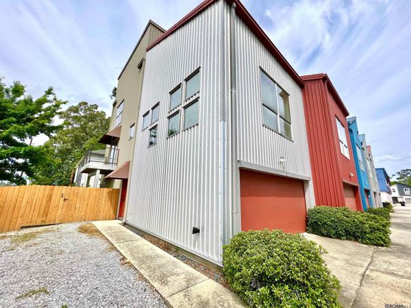 9889 Old Hammond Hwy, Unit #1, Baton Rouge, LA 70815