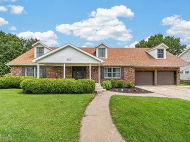 820 Lincoln Avenue, Fostoria, OH 44830