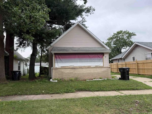 936 S 33Rd Street, South Bend, IN 46615