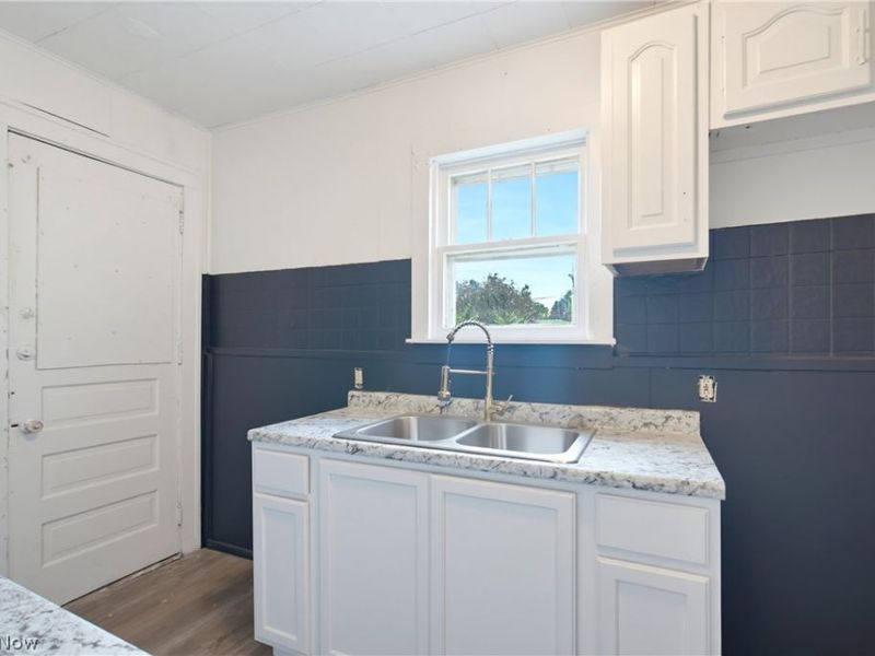 2283 East Avenue , Akron, OH 44314 Photo 8