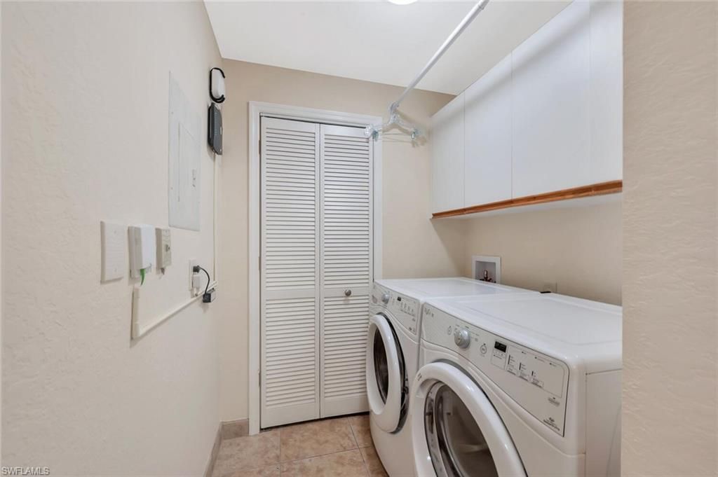 818 Tanbark Dr, Unit 103, Naples, FL 34108 Photo