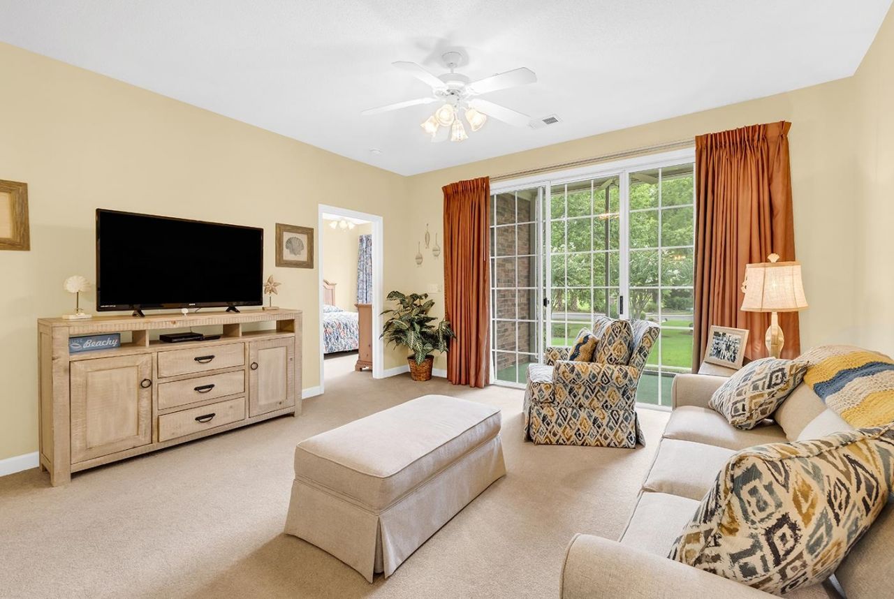 5801 Oyster Catcher Dr. Photo 10