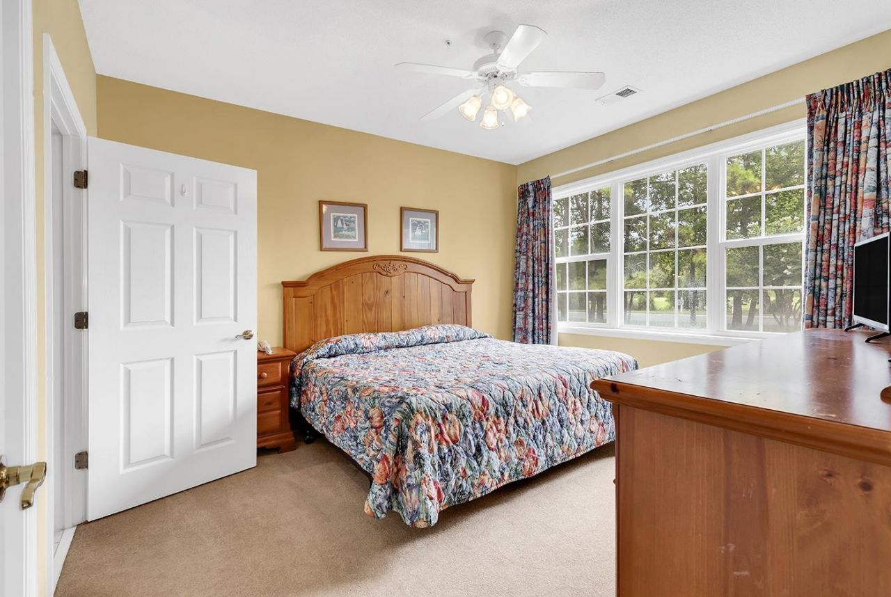 5801 Oyster Catcher Dr. Photo 21