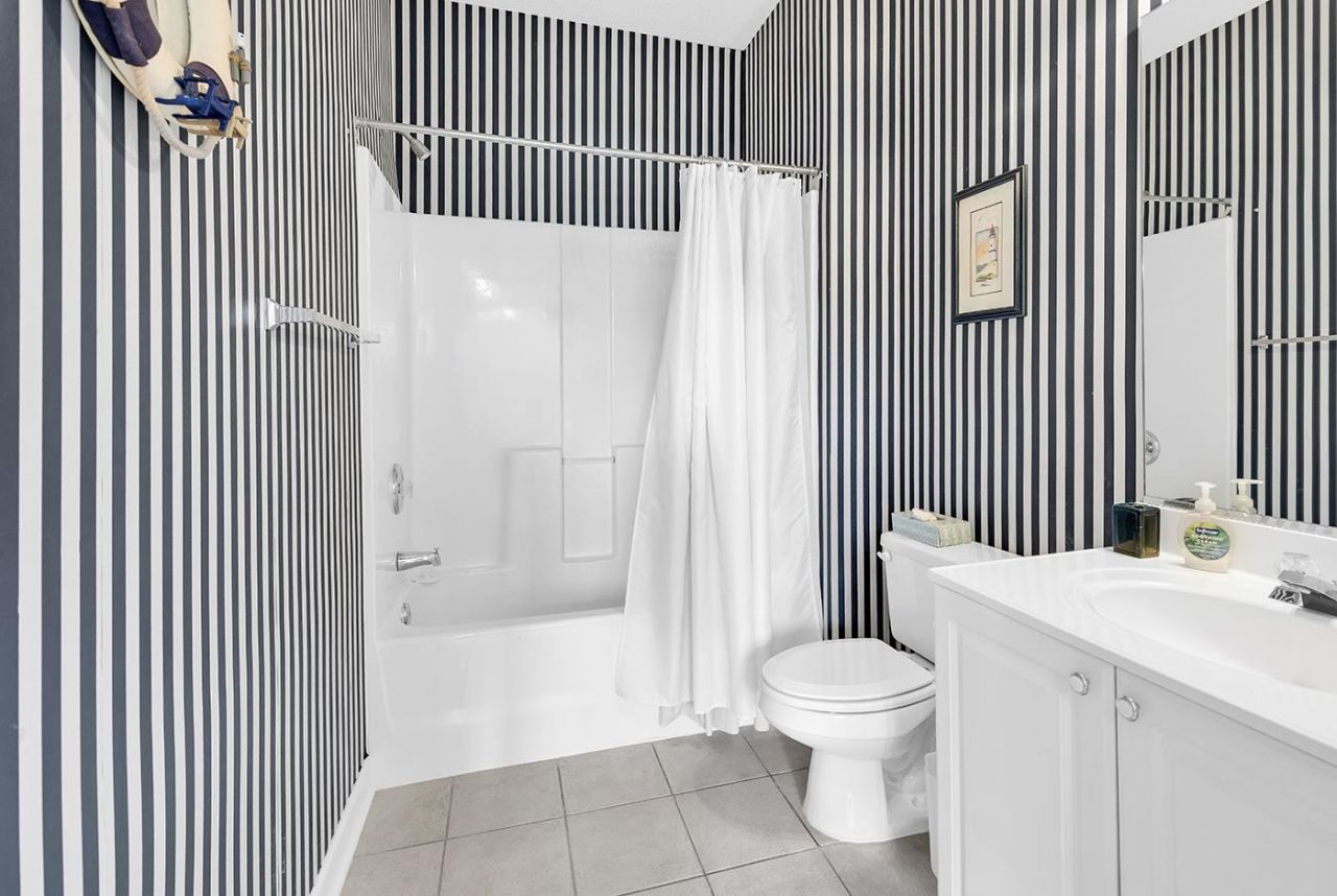 5801 Oyster Catcher Dr. Photo 25