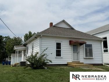 221 S Main Street, Friend, NE 68359