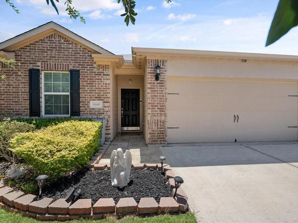 6140 Chalk Hollow Drive, Fort Worth, TX 76179