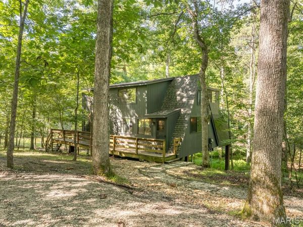 446 Foxfire Cove Drive, Innsbrook, MO 63390