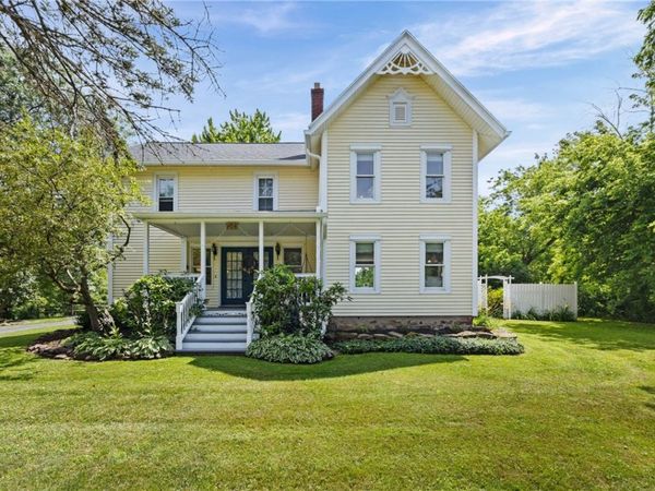 956 Willits Rd , Ontario, NY 14519