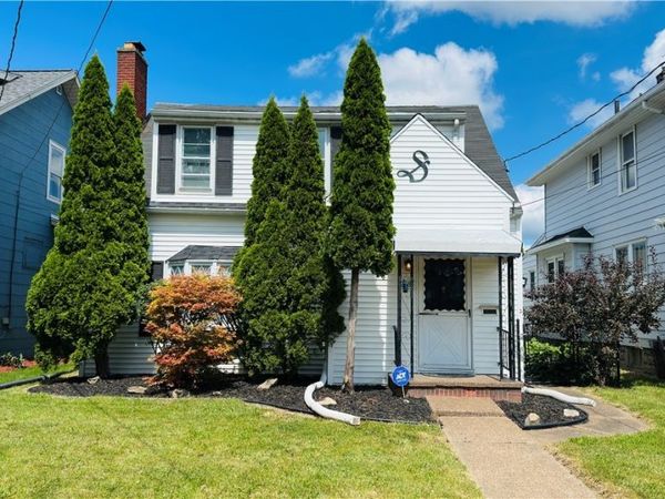 2486 LaSalle Avenue , Niagara Falls, NY 14301