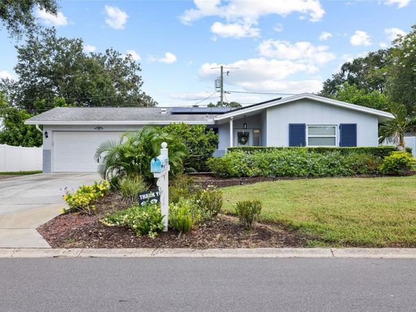 1394 BELLEVUE BOULEVARD , CLEARWATER, FL 33756
