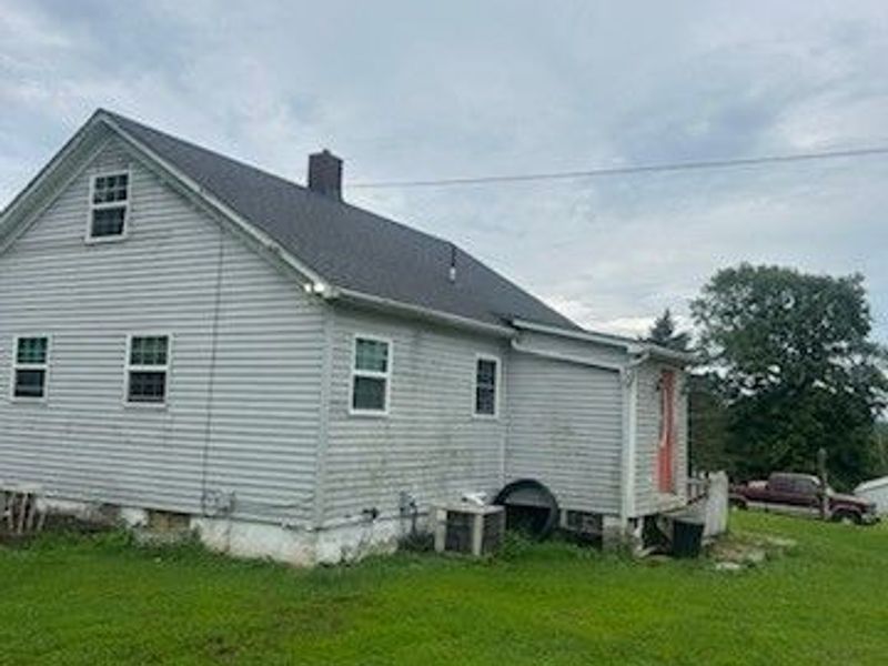 10115 Norwich Drive, Norwich, OH 43767 Photo 3