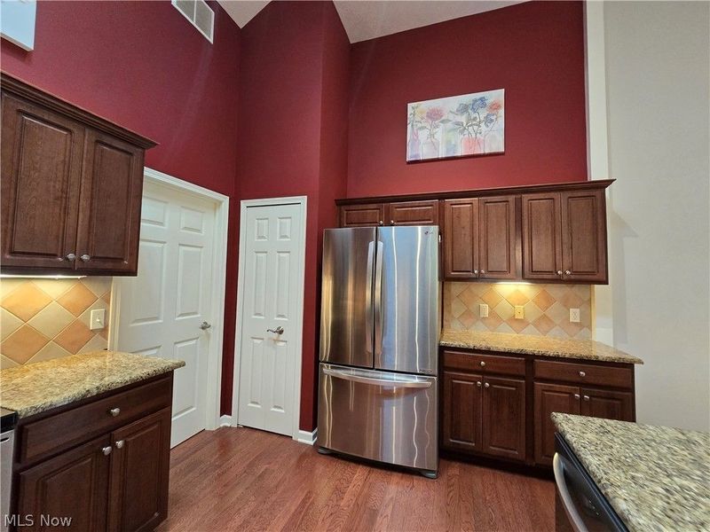 5345 Lake Forest Reserve Lane , Brunswick Hills, OH 44212 Photo 26