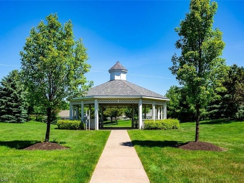 5345 Lake Forest Reserve Lane , Brunswick Hills, OH 44212 Photo 44