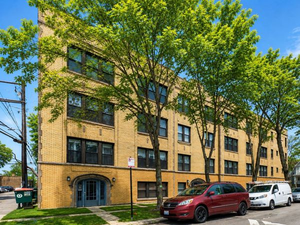 4016 N Spaulding Avenue , Unit 1, Chicago, IL 60618