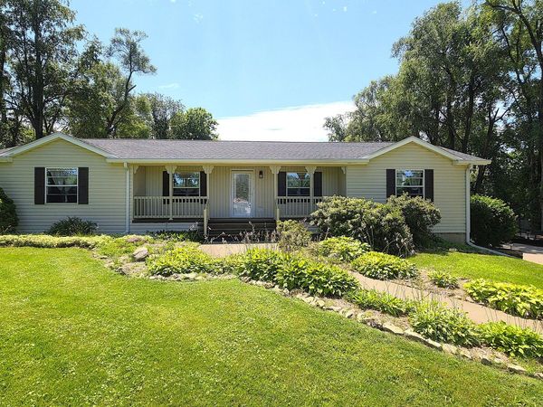 1941 W 53rd Street , Davenport, IA 52806