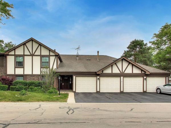1264 WILLIAMSBURG Drive , Unit D1, Schaumburg, IL 60193