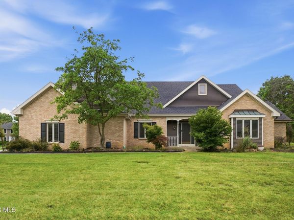 820 Bitterbrush Lane , Findlay, OH 45840