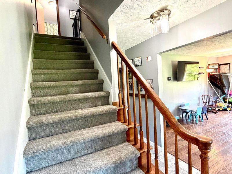 246 Woodview Drive , Chillicothe, OH 45601 Photo 17